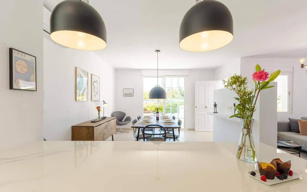 Modern Villa With Heated Pool & Bbq Next To The Beach Marbella 0*,